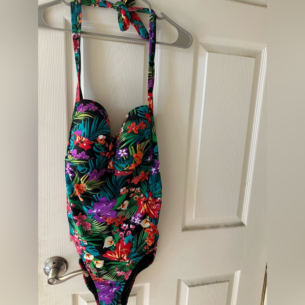 Bathing suit XL Catalina